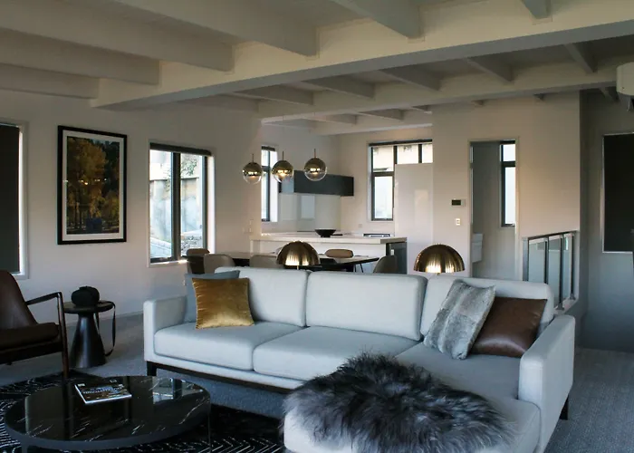 The Rees Hotel & Luxury Apartments
