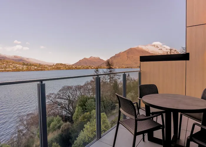 Avani Queenstown Hotel